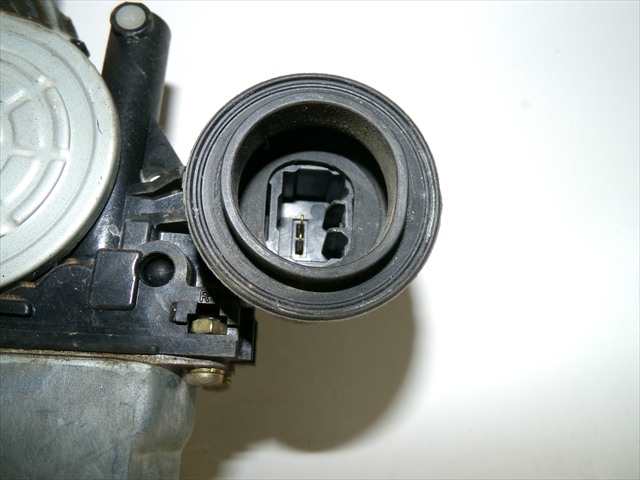 Foto 4ª: Elevalunas Eléctrico Delantero Derecho Toyota Rav4 2.0 G 2000-2005 [1AZFE] (2001)