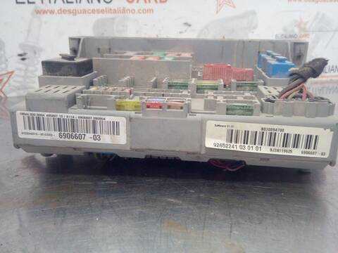 Foto 4ª: Caja Reles Fusibles Bmw Serie 1 114 BERLINA 170CV 125KW (2004)