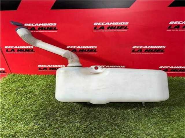 Foto 2ª: Deposito Limpiaparabrisas Citroen Jumper 2.2 33 L2H1 BLUEHDI 140 [2 2 LTR. - 103 KW BLUE-HDI FAP CAT] 140CV FURGON [4H03] (2022)