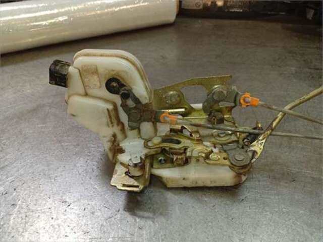 Cerradura Puerta Delantera Izquierda Mitsubishi L200 2.5 D (K14T)