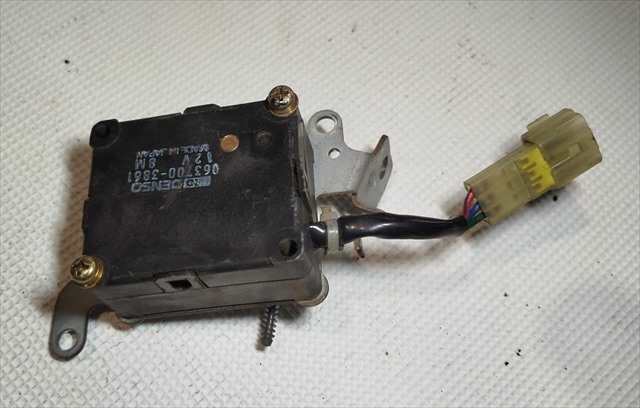 Foto 4ª: Calefacción Toyota 4 Runner 2.4 TD INGLES [2LT] (1992)