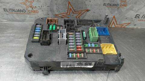 Caja Reles Fusibles Citroen C4 TONIC 110CV 81KW