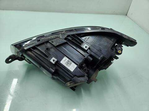 Foto 3ª: Faro Derecho Volkswagen Transporter 2.0 TDI 110CV 81KW FURGONETA [DNAB] (2024)