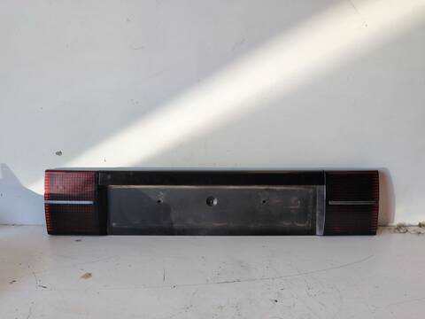 Piloto Trasero Central Opel Ascona 20NE