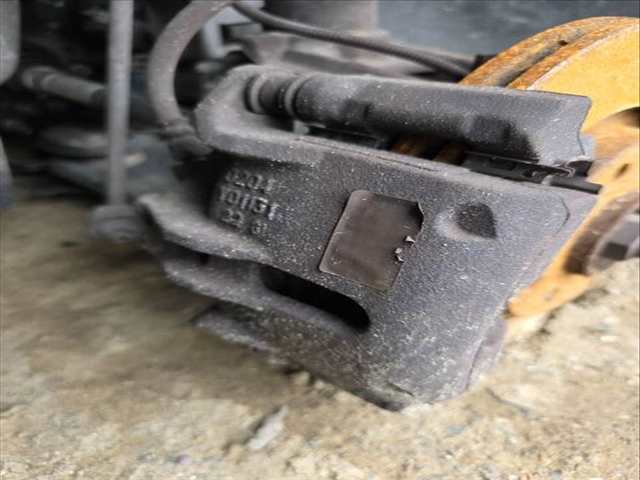 Pinza Freno Delantera Derecho Peugeot 2008 HMZ