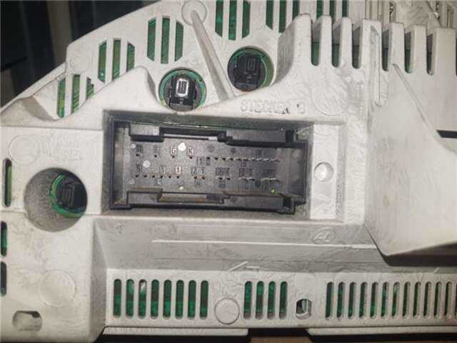 Foto 3ª: Cuadro de Instrumentos Mercedes Clase A 140 1.6 160 (168.033) [1.6 LTR. - 75 KW CAT] [M 166.960]