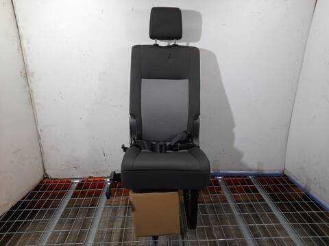 Asientos Traseros Toyota Hiace VERSION INDEFINIDA