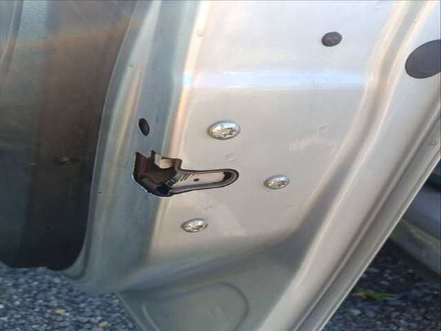 Cerradura Puerta Delantera Derecha Opel Corsa SELECTIVE 75CV 55KW