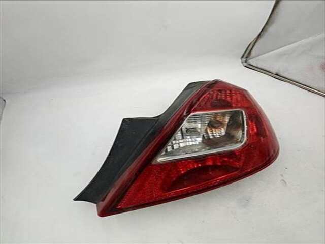 Foto 2ª: Piloto Trasero Derecho Opel Corsa 1.2 ENJOY [1.2 LTR. - 59 KW 16V CAT (Z 12 XEP - LB4)] [Z 12 XEP / LB4]