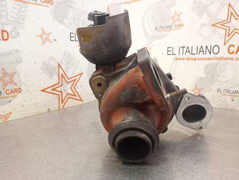 Foto 3ª: Turbocompresor Ford Focus TREND 95CV 70KW [T3DA] (2011)