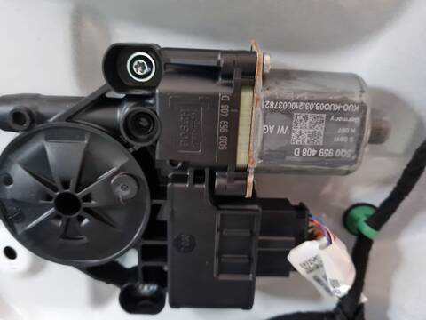 Elevalunas Manual Trasero Derecho Volkswagen T-Cross BASIS 95CV 70KW