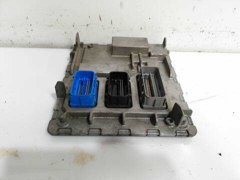 Centralita Motor ECU Opel Astra LE2