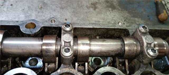 Foto 3ª: Culata Bmw Serie 3 315 2.0 320D [2.0 LTR. - 120 KW 16V DIESEL] [M47N 204 D4]