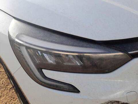 Foto 2ª: Faro Derecho Renault Clio TCE 90 B7MT) 91CV 67KW [H4D470] (2021)