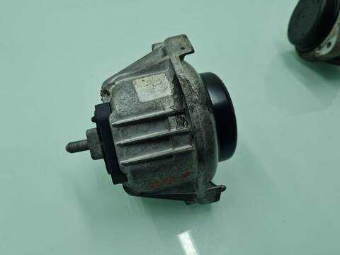 Foto 2ª: Soporte Motor Bmw Serie 3 315 318D BERLINA 143CV 105KW [N47D20A] (2008)