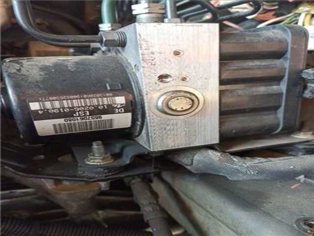 Abs Citroen C5 2.0 EXCLUSIVE [2.0 LTR. - 100 KW HDI CAT (RHR - DW10BTED4)]