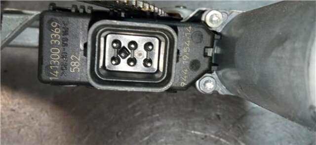 Foto 3ª: Elevalunas Eléctrico Delantero Derecho Opel Astra 1.7 CDTI [Z 17 DTH]