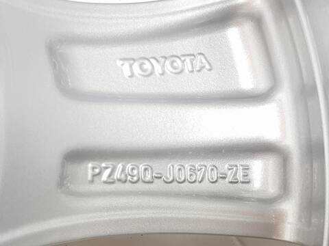 Foto 3ª: LLanta Aleacion Toyota Land Cruiser GX (2010)