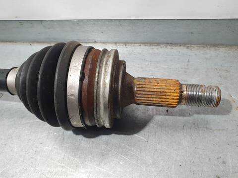 Foto 3ª: Transmision Delantera Izquierda Peugeot 3008 ALLURE 131CV 96KW [YH01] (2018)