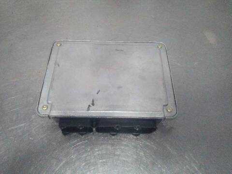 Foto 2ª: Centralita Motor ECU Volkswagen Passat COMFORTLINE BERLINA 110CV 81KW [AFN] (1998)