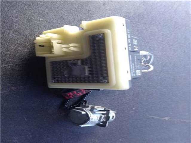 Foto 2ª: Motor de Arranque Mercedes Clase C 160 2.1 C 220 D (205.304) [2.1 LTR. - 125 KW CDI CAT] [651.921]