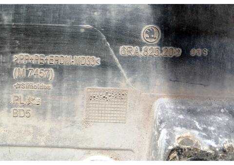 Foto 3ª: Cubrecarter Skoda Spaceback 1.6 TDI 90CV [D/ CAY] (2013)
