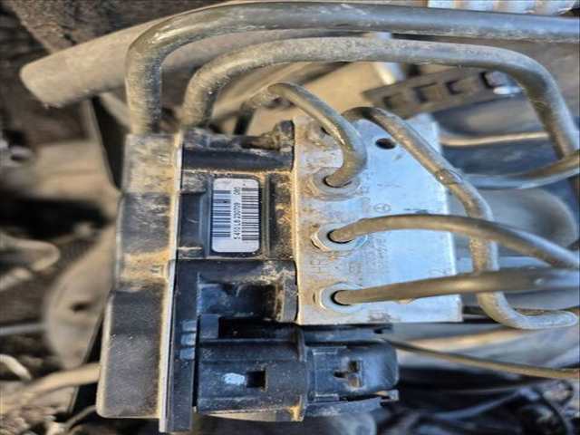 Foto 2ª: Abs Mercedes Clase E 180 OM651911 COUPE AUT. (2010)