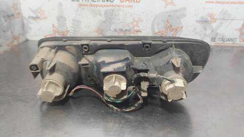 Foto 3ª: Piloto Trasero Izquierdo Nissan Terrano LX 3-PTAS.) 101CV 74KW [TD27T] (2000)