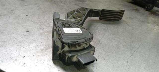 Foto 2ª: Pedal Acelerador Opel Crossland 1.2 BASIS [1.2 LTR. - 60 KW] [B12XE-HM05]