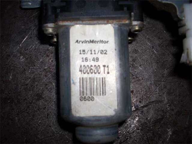 Foto 3ª: Elevalunas Eléctrico Trasero Derecho Nissan Almera 2.2 DCI [YD22DDT]