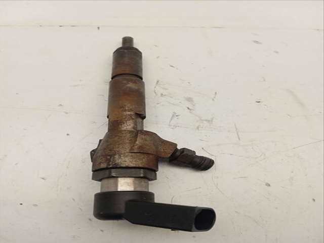 Foto 2ª: Inyectores Ford Focus AMBIENTE D) BERLINA 116CV 85KW [KKDA] (2006)