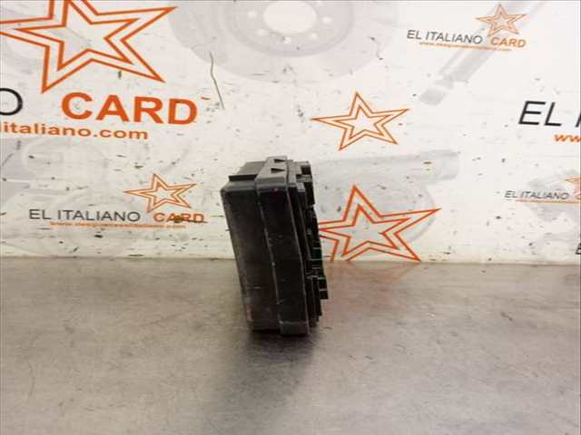 Foto 4ª: Caja Reles Fusibles Nissan Juke N-CONNECTA 117CV 86KW [HRA0] (2021)