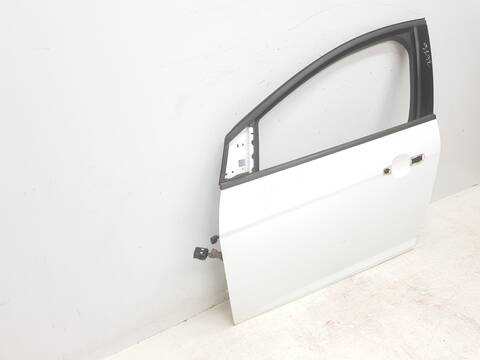 Foto 3ª: Puerta Delantera Izquierda Ford Focus TREND (2010)