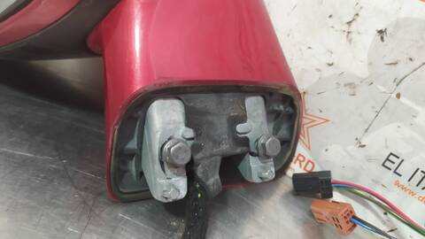 Foto 2ª: Retrovisor Izquierdo Citroen C4 EXCLUSIVE BERLINA 120CV 88KW [5FWEP6] (2008)