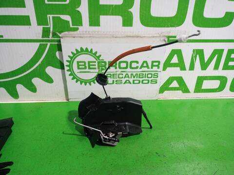 Cerradura Puerta Trasera Derecha Audi A4 2.5 TDI 120KW) 163CV