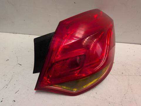Piloto Trasero Derecho Opel Astra A17DTR BERLINA