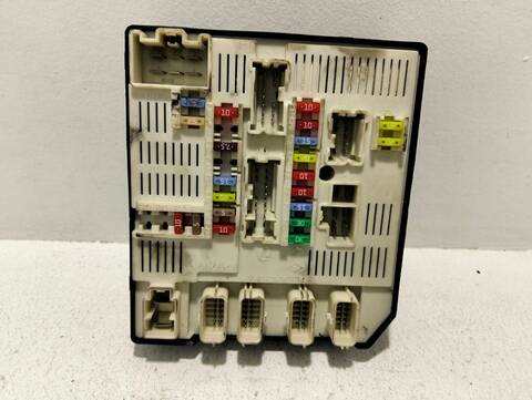 Caja Reles Fusibles Renault Laguna DYNAMIQUE 2 DCI DIESEL CAT 150CV