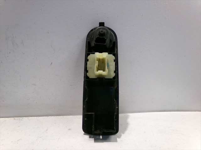 Foto 3ª: Botonera Elevalunas Renault Clio 1.5 DCI CLIO IV 2013-2016 [K9KC6] (2014)