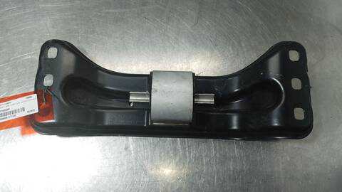 Foto 3ª: Soporte Cambio Mercedes Clase E 180 E 220 D 213.004) 194CV 143KW [654920] (2018)