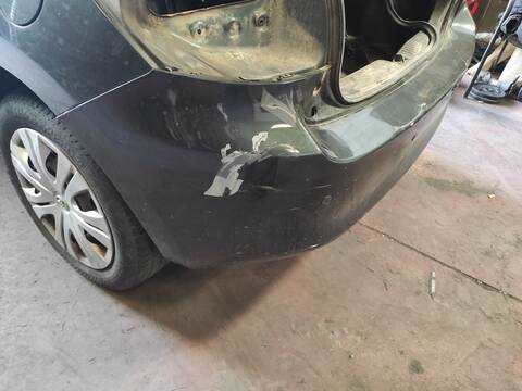 Foto 3ª: Paragolpes Trasero Toyota Auris 1ND (2008)