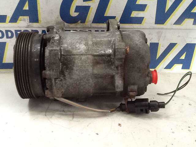 Foto 2ª: Compresor Aire Acondicionado Volkswagen Transporter 2.0 0CV FURGON [AXA] (2007)