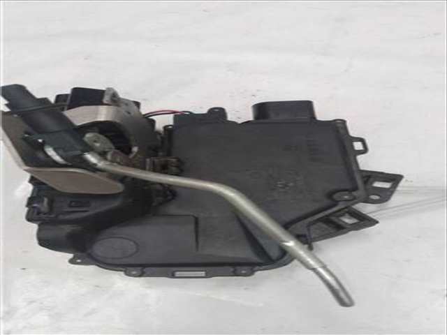 Foto 4ª: Cerradura Puerta Trasera Izquierda Audi A6 2.5 TDI [2 5 LTR. - 114 KW V6 24V TDI CAT AYM)] AVANT 155CV