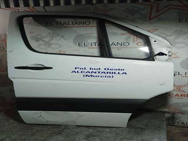 Puerta Delantera Derecha Mercedes Sprinter 310/313/316 CDI 906.131/132/133/135) 129CV 95KW CAJA ABIERTA