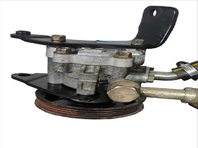 Bomba de Direccion Nissan Cabstar 28.11 DCI 32.11 DCI 35.11 DCI 2.5 F24M)