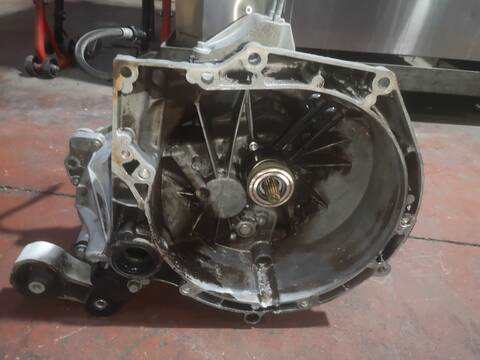 Foto 3ª: Caja Cambios Ford Fiesta SFJA (2012)