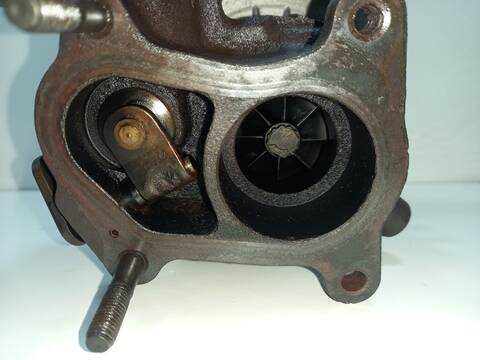 Foto 3ª: Turbocompresor Hyundai Terracan J3 (2006)