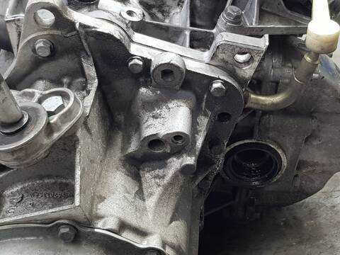 Foto 3ª: Caja Cambios Citroen C4 FEEL (2020)