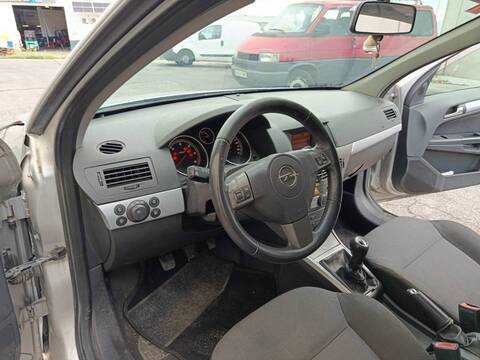 Salpicadero Opel Astra Z17DTH BERLINA