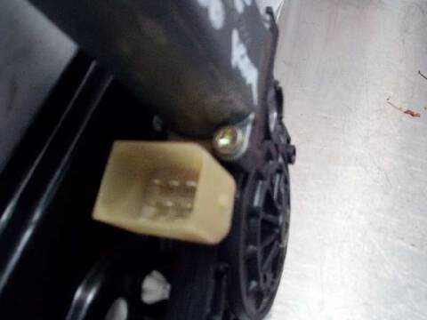 Foto 3ª: Elevalunas Manual Trasero Izquierdo Mercedes Clase C 160 200 COMPRESSOR 203.045) BERLINA 163CV 120KW [111955] (2002)