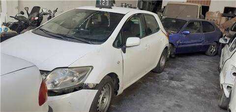 Foto 2ª: Guantera Toyota Auris 2.0 [1AD-FTV]